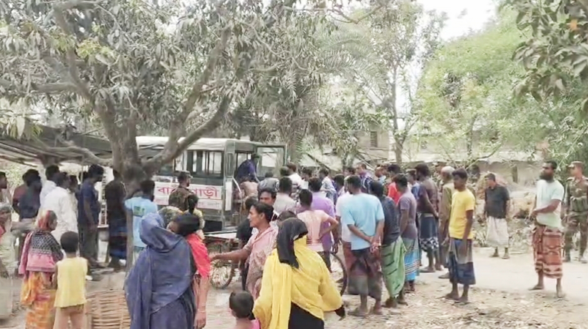 গাছ কাটাকে কেন্দ্র করে দু’পক্ষের সংঘর্ষে নিহত ২