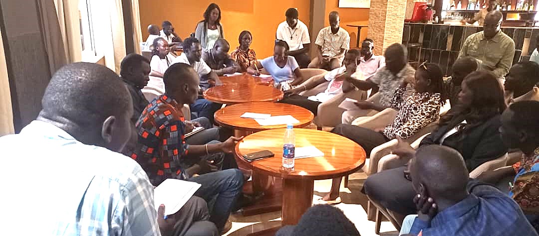 UNISFA_1's tweet image. #Peacebegins when the youth lead efforts to end conflict.

#Ngok and #Twic Dinka youth leaders from Warrap State in #SouthSudan  and #Abyei are meeting in #Wau South Sudan, for first-ever Peace Dialogue. 

This is a  major step toward reconciliation and peaceful co-existence