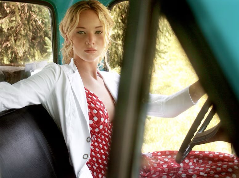 albertcamslut's tweet photo. I miss the time when when Jennifer Lawrence looked super wasian https://t.co/QtwK70b01C