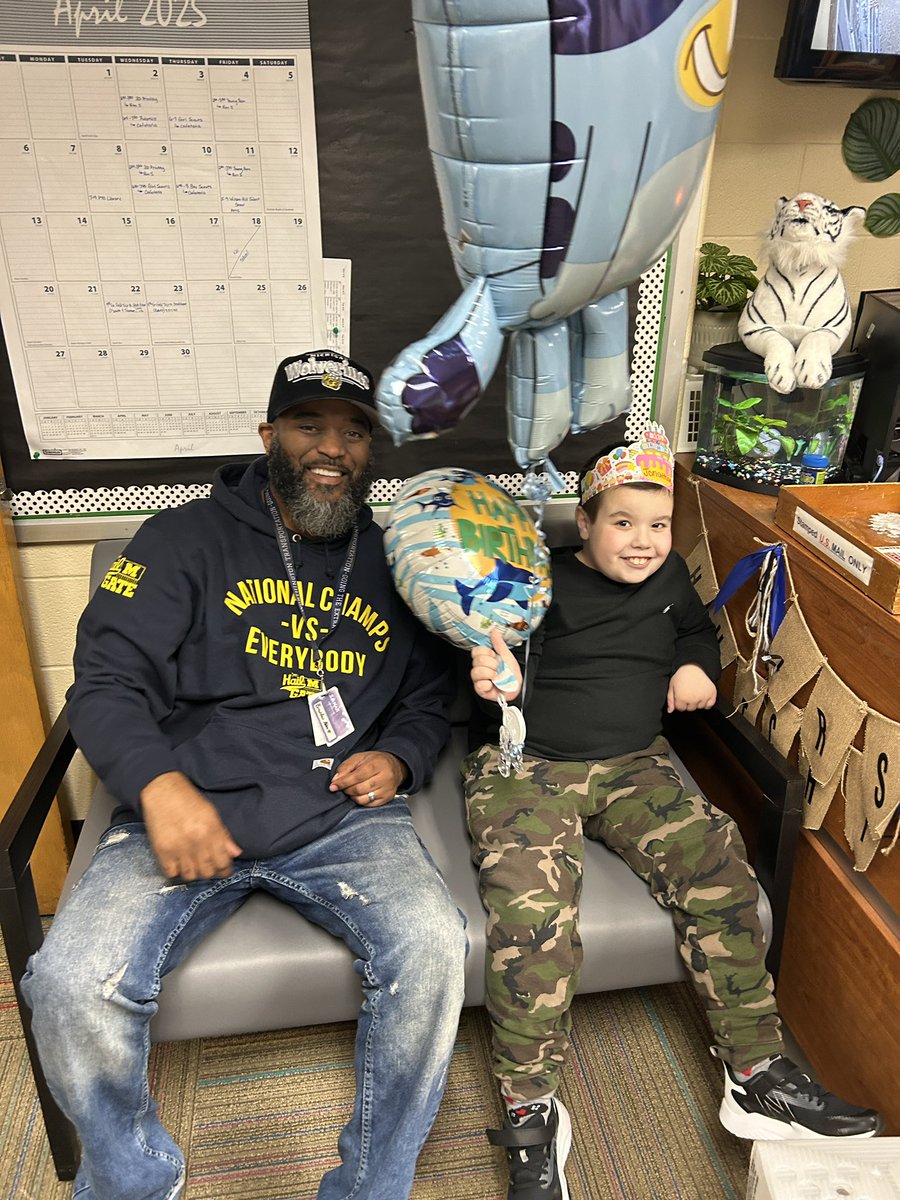 Emily Houghtlen tweet media