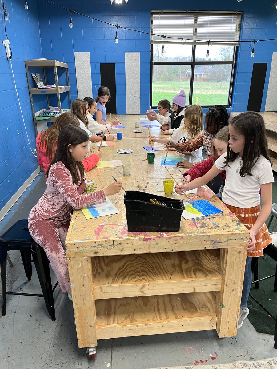 BGCBooneCounty's tweet image. Zip Zap! Shared painting. Alligator chomp, and more at BGC after school. #INkids #Zionsville