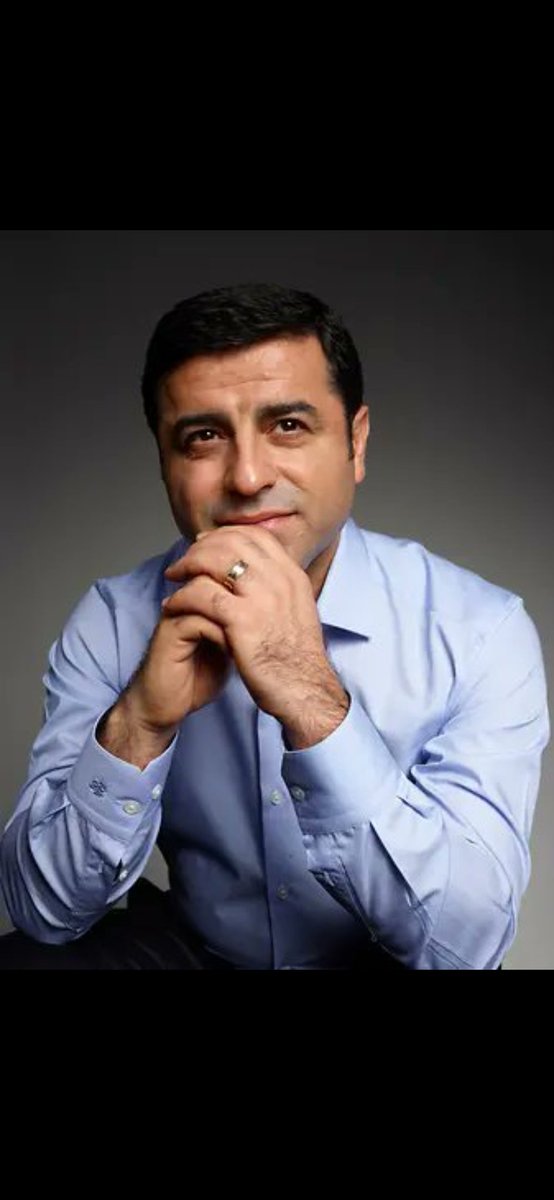 Rojbûna te pîroz be serokamın
<a href="/hdpdemirtas/">Selahattin Demirtaş</a>