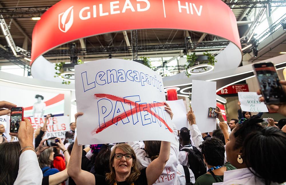 Manufacturer’s plans for equitable access to twice-yearly PrEP under fire

aidsmap.com/news/apr-2025/…

#PrEP #HIV #lenacapavir