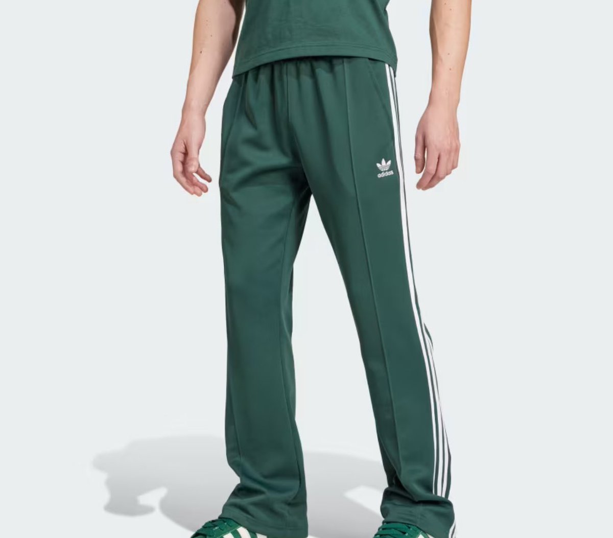 FitThemAll's tweet photo. Le pantalon de survêtement Adidas adicolor passe à 35€ au lieu de 65€ 

⏩️ https://t.co/6y9Y3Z3csY https://t.co/MONXB5DKZG