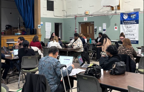 TandL_CPS's tweet image. 📚✨ The Teacher Advisory Council came together to reflect on the collective CPS Literacy Vision 2.0 and shared valuable insights on the six emerging commitments shaping the future of literacy in our district. Their voices are helping to drive meaningful change for all learners!