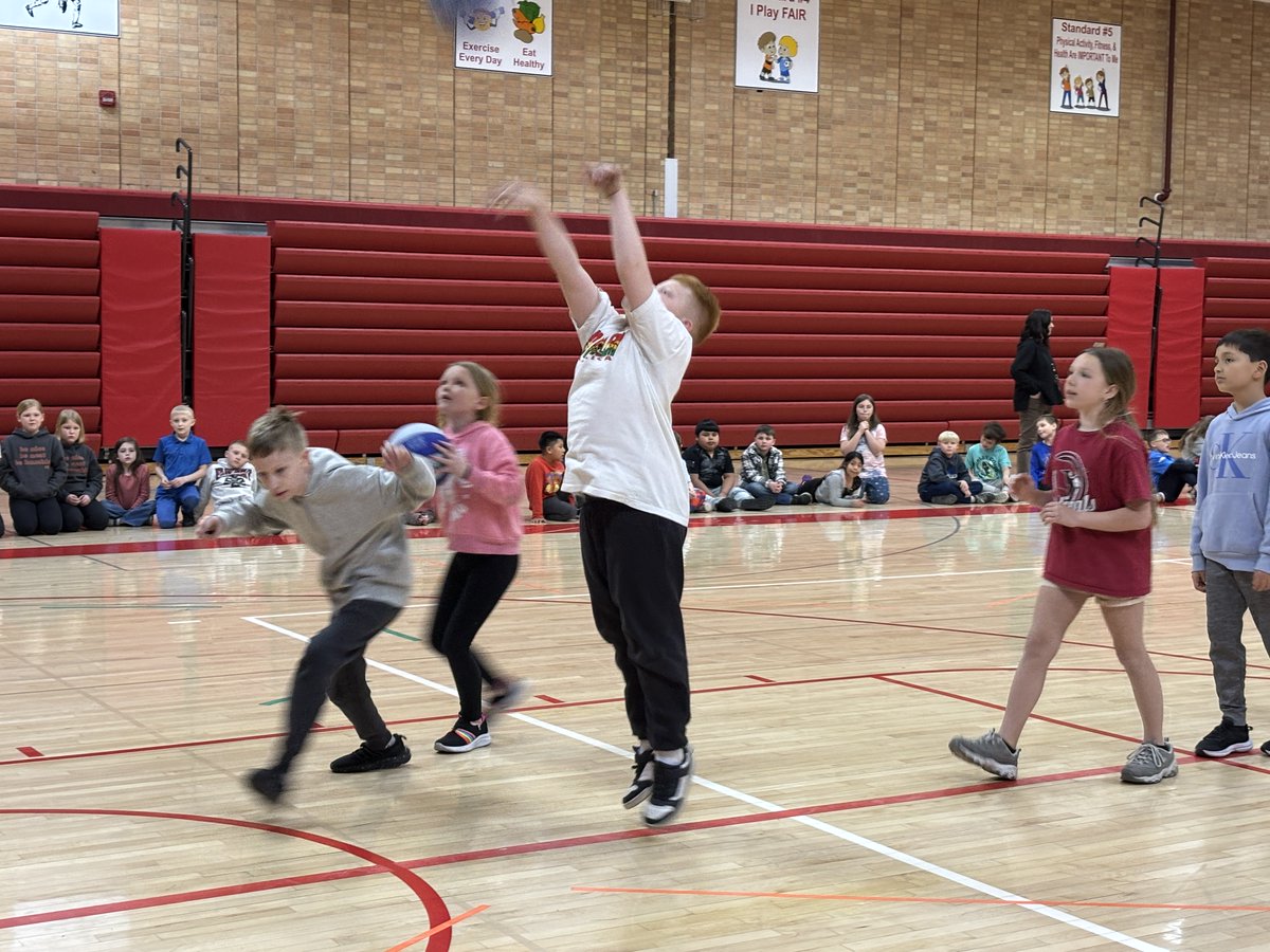BGrensteiner's tweet photo. 3rd Grade participated in a March Madness Read-a-Thon and the winning class got to go head to head with staff in a basketball game!  Great job Cardinals! https://t.co/3W0FR4W0j1