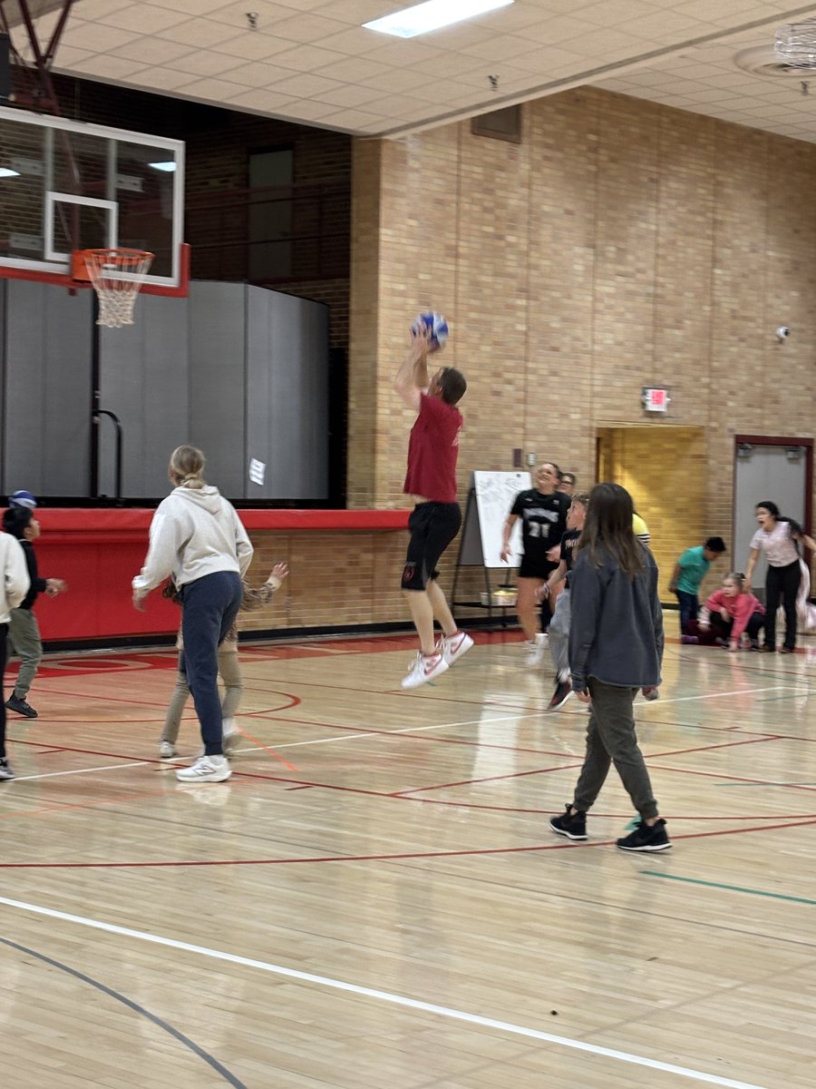 BGrensteiner's tweet photo. 3rd Grade participated in a March Madness Read-a-Thon and the winning class got to go head to head with staff in a basketball game!  Great job Cardinals! https://t.co/3W0FR4W0j1