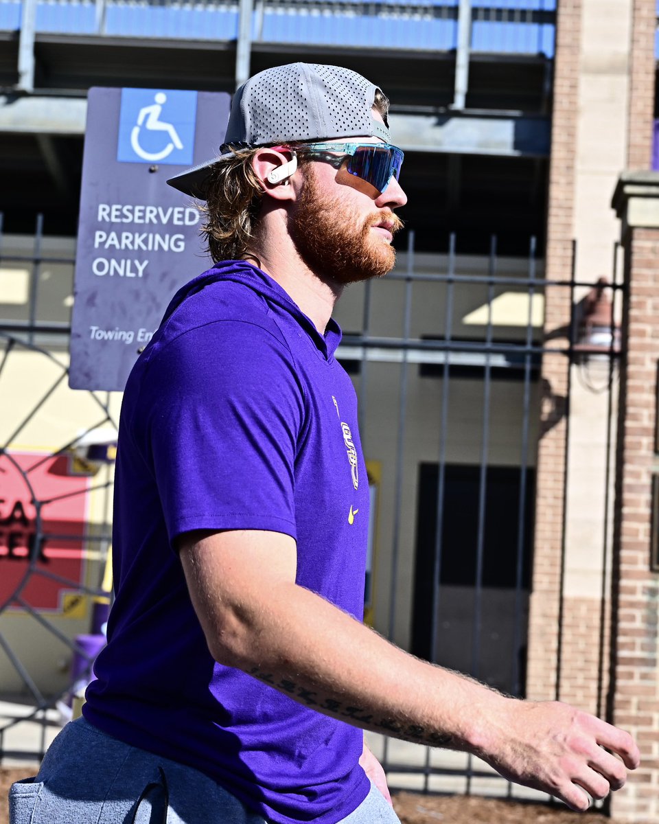 LSUbaseball's tweet photo. Off To The Plains ✈️ https://t.co/IadlZXW2OI
