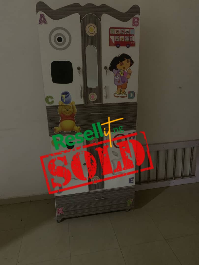 Resellitng's tweet photo. Baby wardrobe sold all the way in Benin City 🍷

Follow our WhatsApp Channel to see available items https://t.co/KfP9MZzEjO https://t.co/9TY6S77EYa