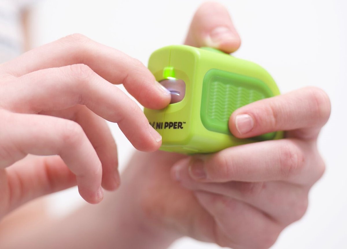 Lil Nipper (Automatic Nail Clipper) tweet media