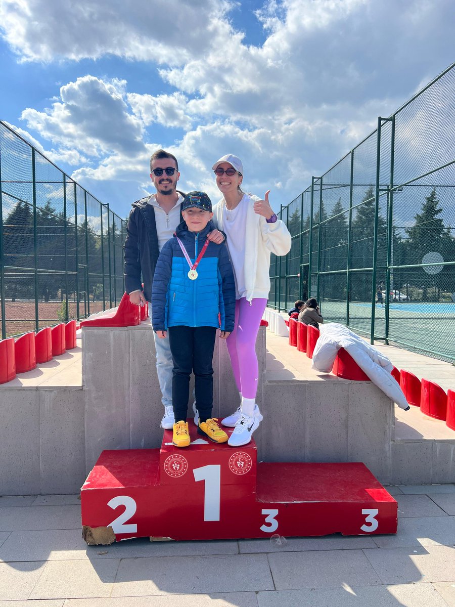 Mahonii5656's tweet photo. GSB Manisa 💪🥇🥈
23 Nisan Ulusal Egemenlik ve Çocuk Bayramı Turnuvası.
Muhammed Akif ceylan - il birincisi 🥇
Selim atalmış - il ikincisi 🥈 
Pelin Alagöz - il ikincisi 🥈 
@ozturkyunus45
@Levent_Tokay 
@gunes_kbas https://t.co/fTnCIulLL2