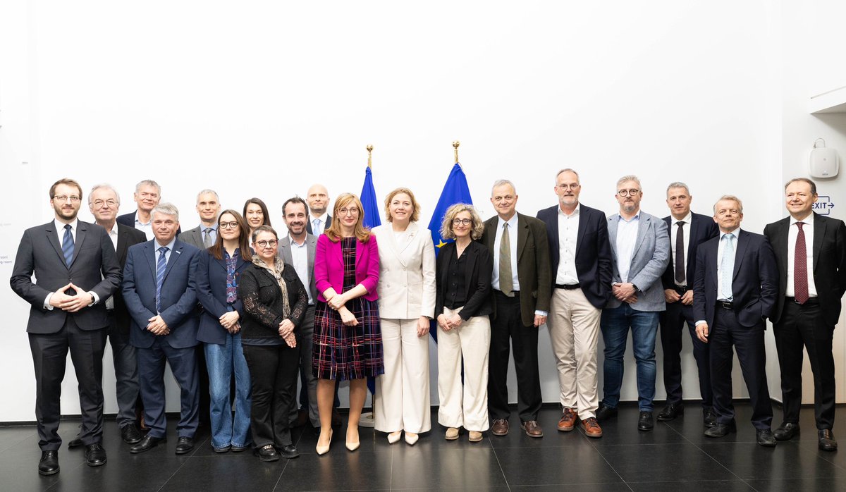 Henna Virkkunen tweet media