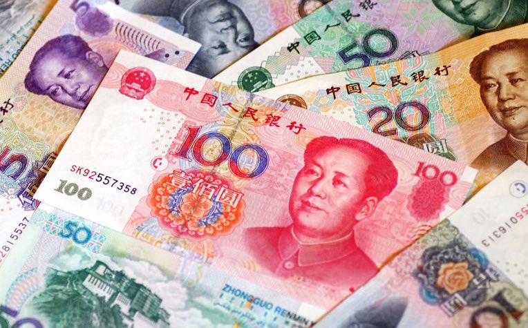 LeadingReport's tweet photo. BREAKING: Chinese yuan has fallen to its weakest level since 2007 amid President Trump’s new tariffs. https://t.co/HFZp7YwZES