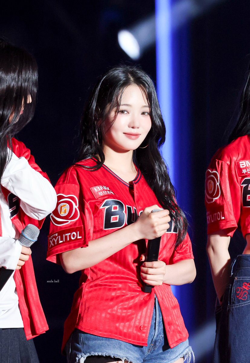 suhyun2141's tweet photo. 241103 롯데 팬 페스티벌 노지선 2p

#프로미스나인 #노지선 #fromis_9 #RohJisun https://t.co/eS74k3uwec