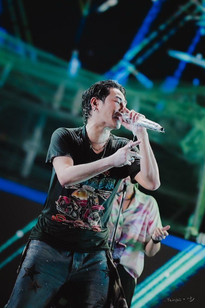 Fairyziiipalit's tweet photo. 💯❤️‍🔥
รังสิตมันร๊อนนน

#HiddenHeroWaterFestival
#SongkranFestivalxPeck
#palitgallery 
#PeckPaLitChoke #เป๊กผลิตโชค
#fairyxpeckpalit @peckpalit https://t.co/5aznyDlf1i