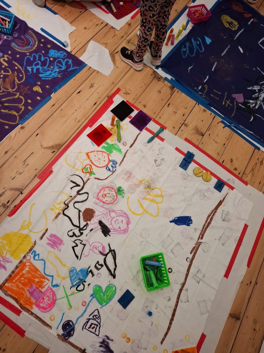 Collaborative artworks created by children's and young people of Manchester at <a href="/mcrartgallery/">Manchester Art Gallery</a> for the Creative Families workshop.

#mcrartgallery #creativefamilies #mcr #art #Easter2025