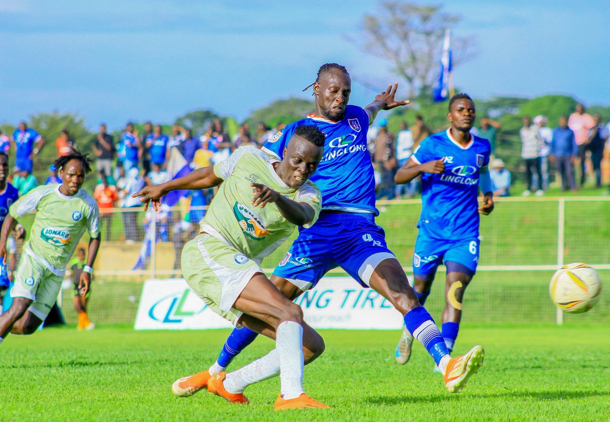 MbaleHeroes1960's tweet photo. 81' (2-1)
9 minutes can give birth to a point
#StarTimesUPL #BAKHEBI #SCVMBH https://t.co/ruNa1lPUVz