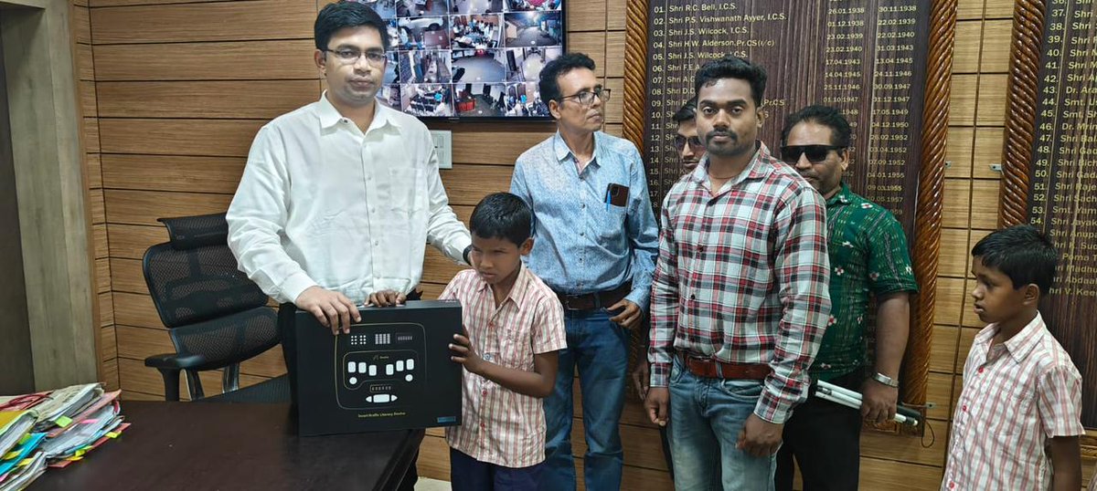DSSO SSEPD KORAPUT (@dssokoraput) on Twitter photo Distribution of Annie smart device to 5 visually impaired students of Koraput District.
<a href="/SSEPD2/">SSEPD</a> <a href="/CMO_Odisha/">CMO Odisha</a> <a href="/NityanandaBJP/">Nityananda Gond</a> <a href="/dmkoraput/">Collector and District Magistrate, Koraput</a> Distribution of Annie smart device to 5 visually impaired students of Koraput District.
<a href="/SSEPD2/">SSEPD</a> <a href="/CMO_Odisha/">CMO Odisha</a> <a href="/NityanandaBJP/">Nityananda Gond</a> <a href="/dmkoraput/">Collector and District Magistrate, Koraput</a>