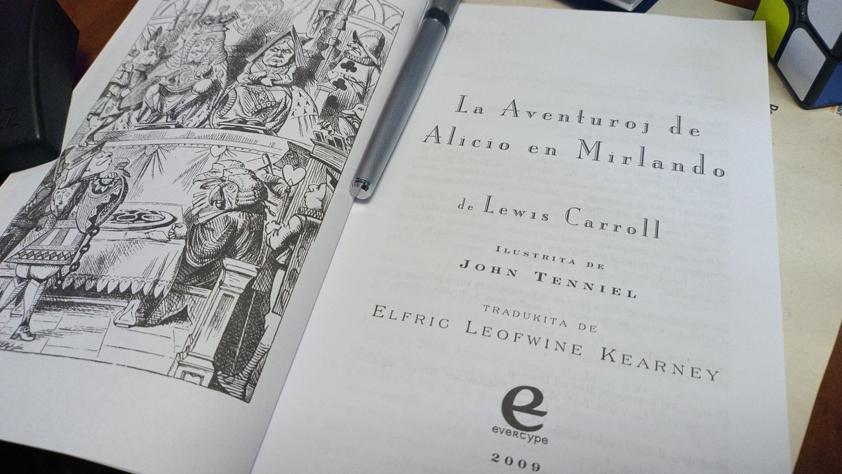 Finfine, mi moviĝis al Esperanto :) La rusa, la angla  ...too complex to use, так много времени на изучение. Esperanto estas la vojo! Tio estas lingva eksperimento: mi skribos notojn ĉi tiе en Esperanto kaj observos kiel la nombro de miaj sekvuloj malpliĝos ;)