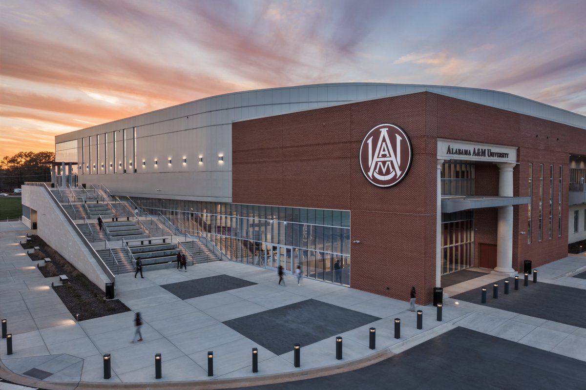 Saturday, Alabama A&amp;M University welcomes future Bulldogs to 𝐎𝐏𝐄𝐍 𝐇𝐎𝐔𝐒𝐄! Onsite acceptance, campus tours, choir and band auditions, lunch and more. It all starts at 9:00 a.m. at the Event Center. #StartHere