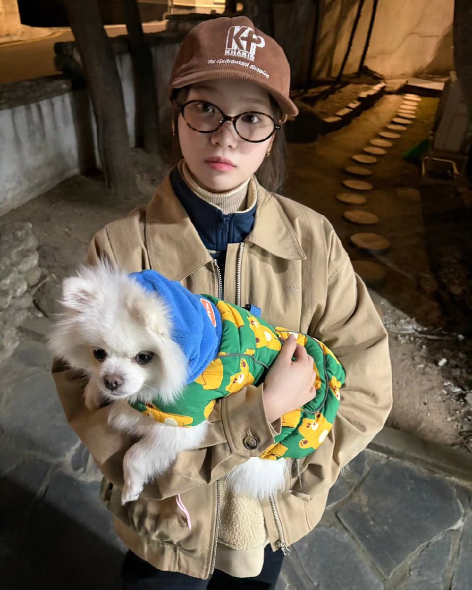 strolling under the stars with shiro! :3