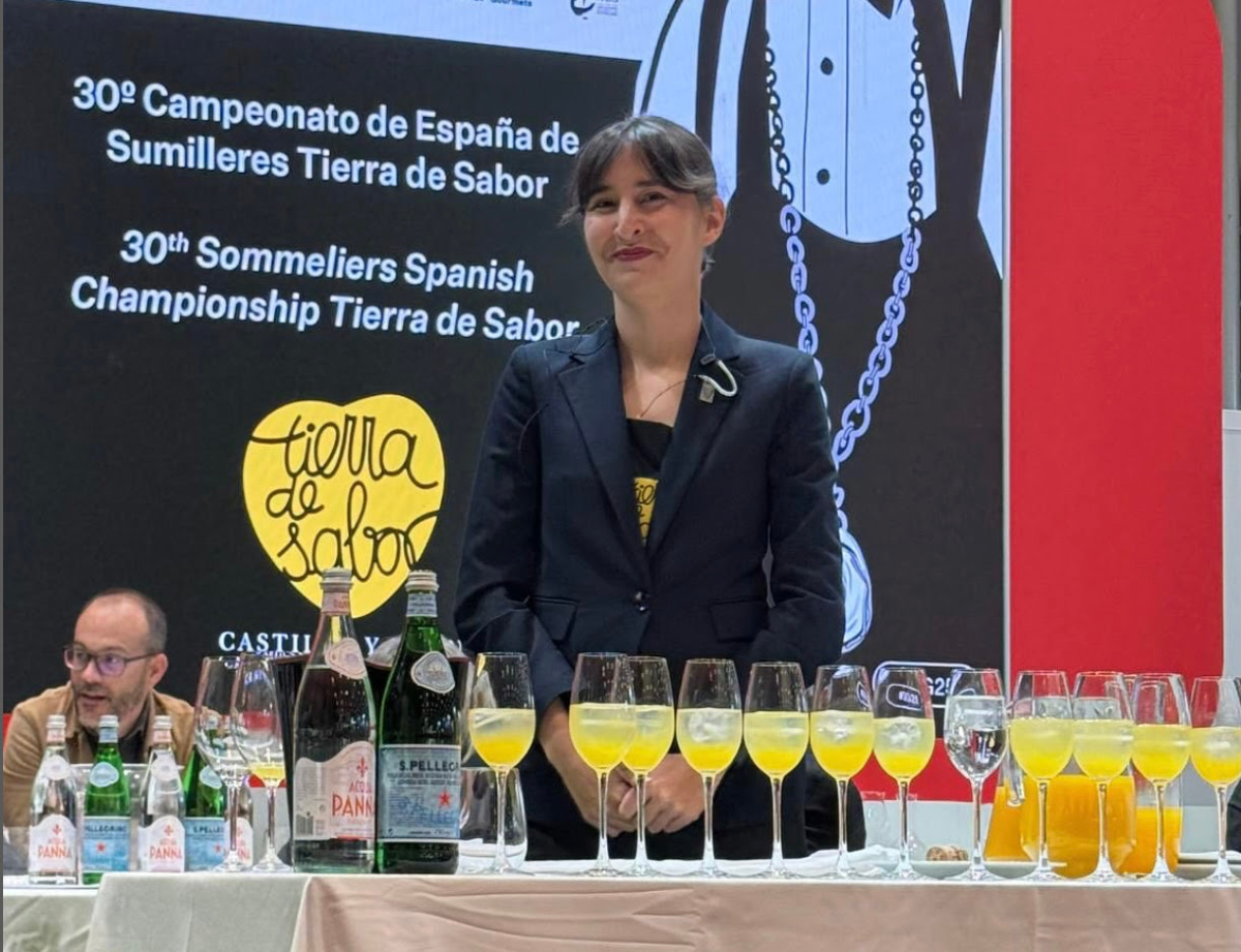 Cupatges (@cupatges) on Twitter photo 🍷La millor sommelier de Catalunya 2024 es proclama "Mejor Sumiller de España 2025" #sommelier
cupatges.cat/liders-canvi/9… <a href="/ACSommeliers/">A.C.Sommeliers</a> 🍷La millor sommelier de Catalunya 2024 es proclama "Mejor Sumiller de España 2025" #sommelier
cupatges.cat/liders-canvi/9… <a href="/ACSommeliers/">A.C.Sommeliers</a>