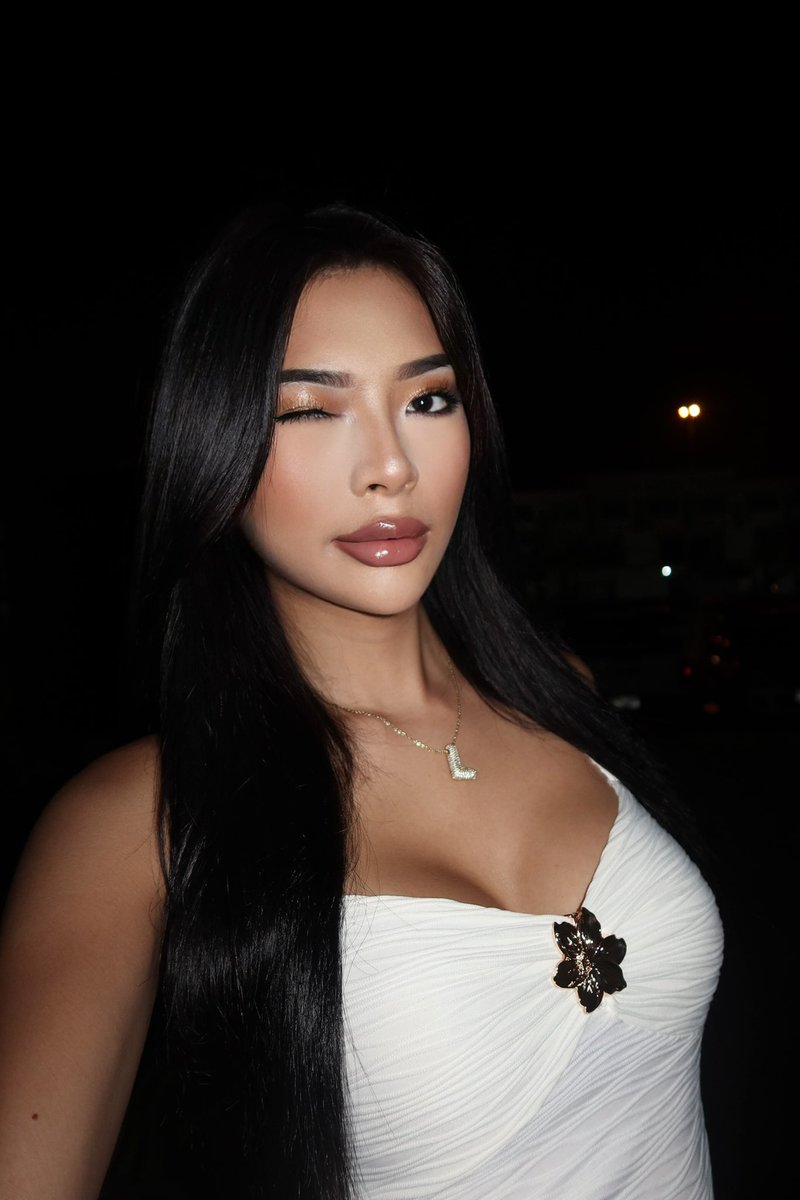 Ladyboy Lily🏳️‍⚧️ tweet media
