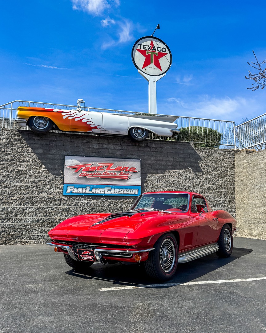 FastLaneSTL's tweet image. Iconic American iron 💪🇺🇸 #Corvette