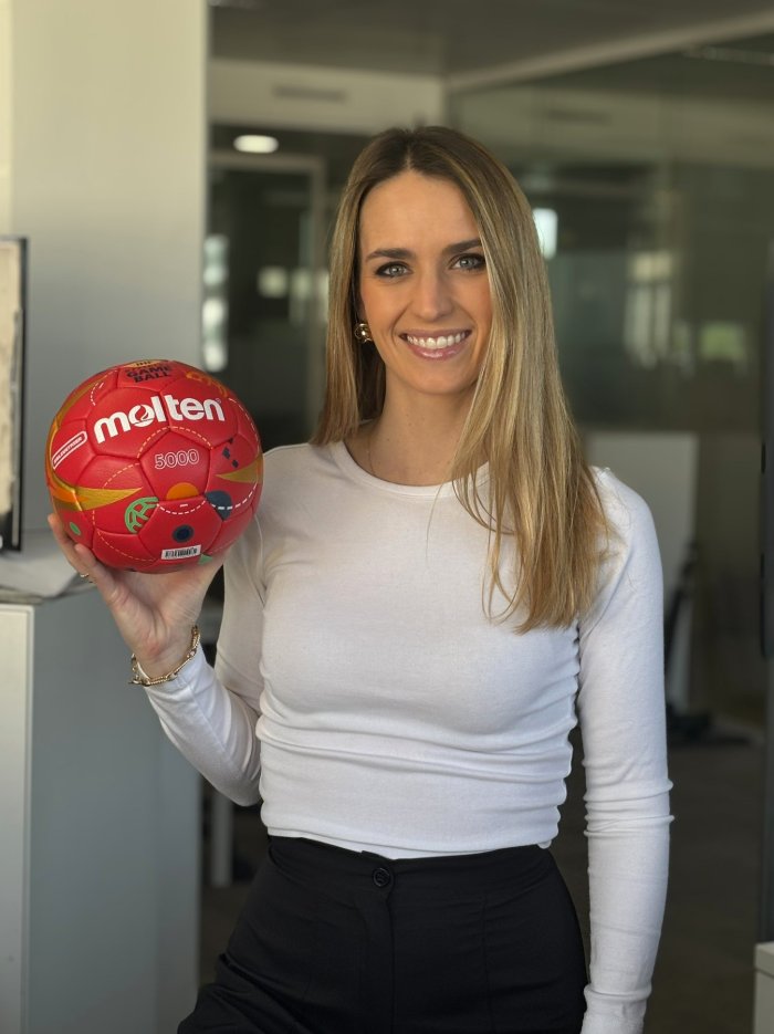 lequipedegreg's tweet image. 🇫🇷 - 🇳🇱
Avant de regarder le match entre la France et les Pays-Bas ce soir sur @lachainelequipe à partir de 21h05, tentez de remporter le ballon de la fédération française de handball @moltenfr.

Pour participer : RT + follow @lequipedegreg 

#EDG