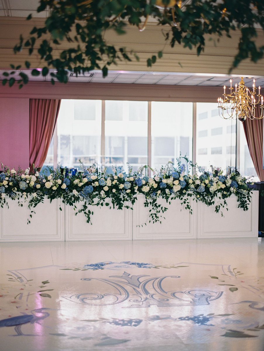 pelicantent's tweet photo. ✨ A picture-perfect combo of stunning stage facade and a custom dance floor to set the scene for unforgettable moments. https://t.co/0A2SjgLDnv