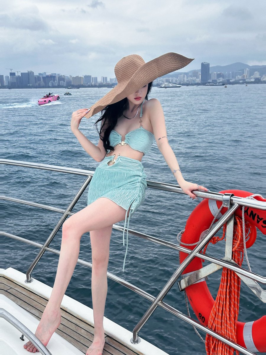钓不到海鱼 就拍两张 https://t.co/fuMkgYY7Hj