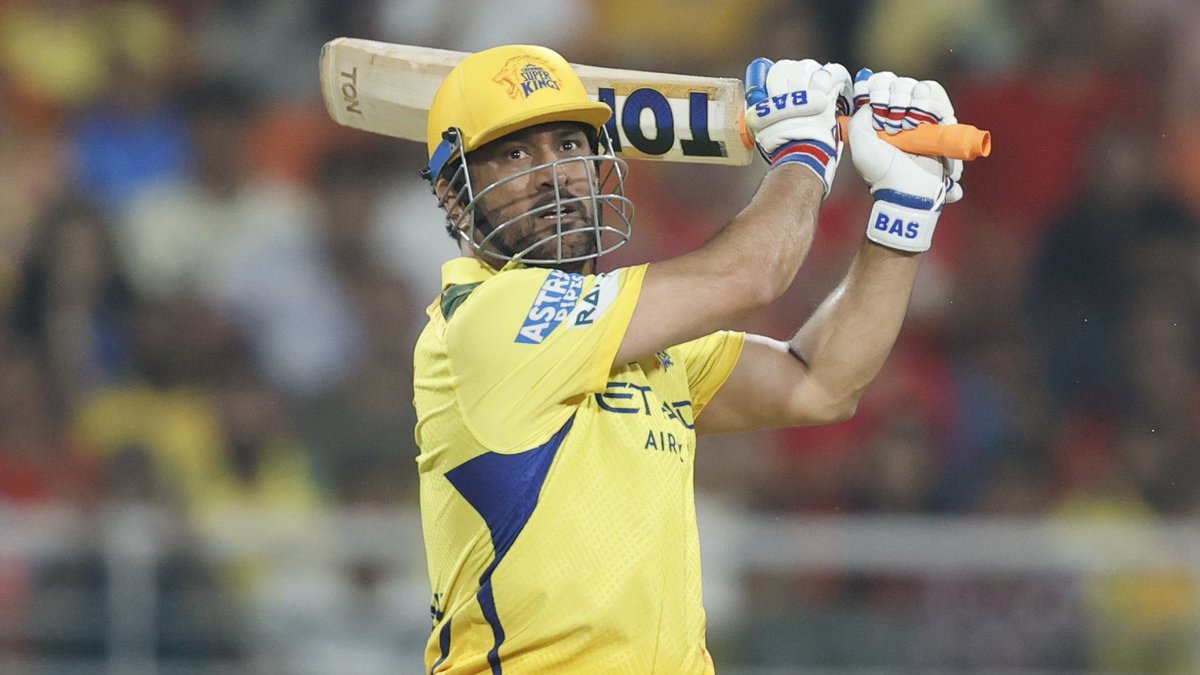 Subhajit_112's tweet photo. MS DHONI TO CAPTAIN CSK AGAIN 🚨 🤩

Ruturaj Gaikwad has been ruled out of the IPL due to a fracture on his elbow 😢

#MSDhoni #IPL2025 https://t.co/OoQmT8pAtv