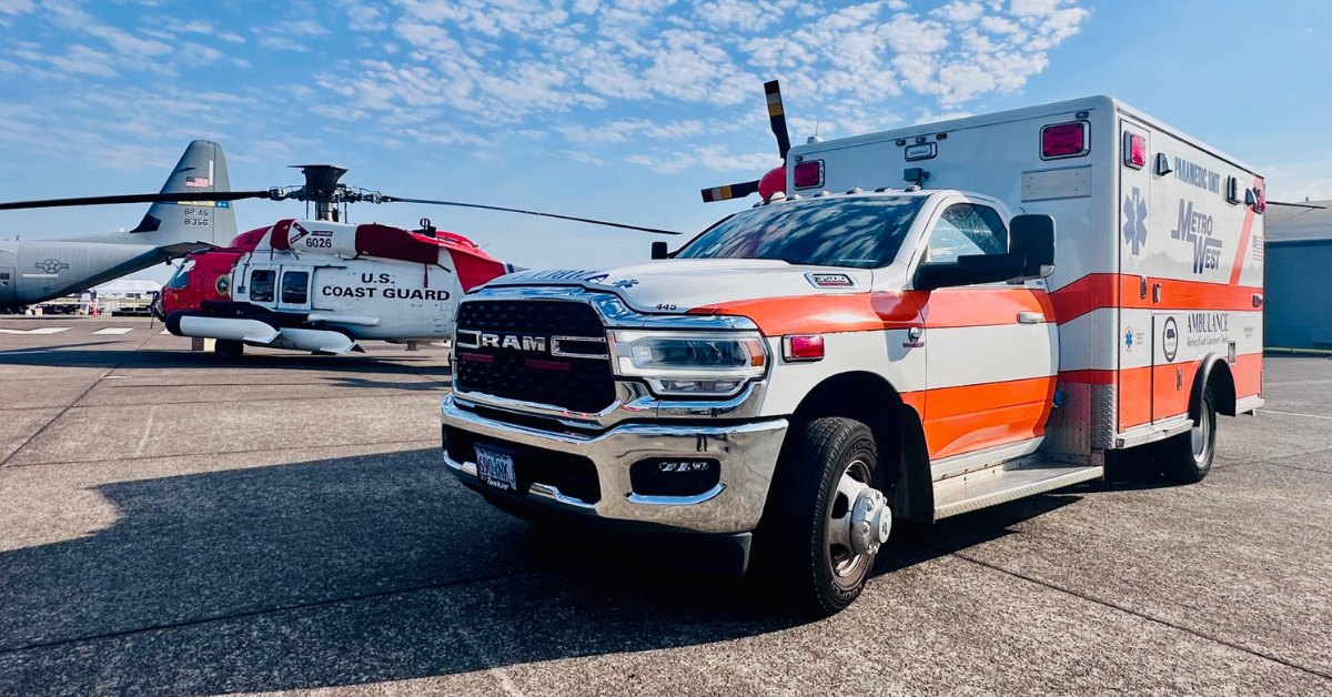 oregonairshow's tweet photo. Thank you to Metro West for your continued support of the Oregon International Air Show!

Lights. Sirens. Exceptional patient care since 1953. Metro West Ambulance is proud to sponsor and provide medical care for the 2025 Oregon International Airshow. https://t.co/d2YxtwpW4P