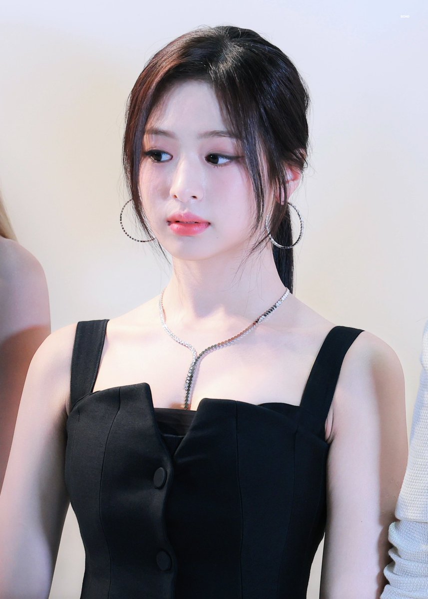 ahyeon_echo's tweet photo. 아현아~생일축하해🥰🥳

#BABYMONSTER #베이비몬스터 
#AHYEON #아현 https://t.co/RfukVSgvw8