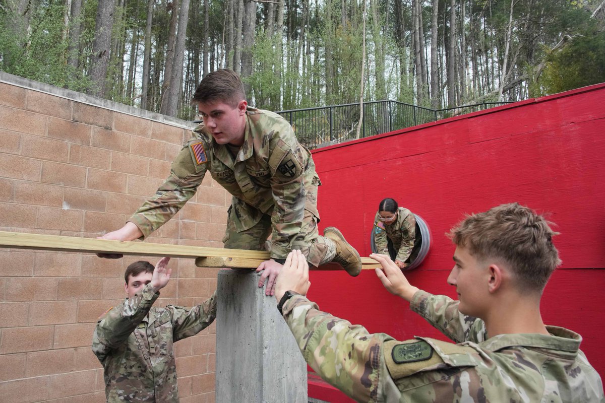 VMI1839's tweet image. Air Force ROTC cadets tackled the Leadership Reaction Course at Spring FTX.

#VMI #ROTC #AirForceROTC #SpringFTX
