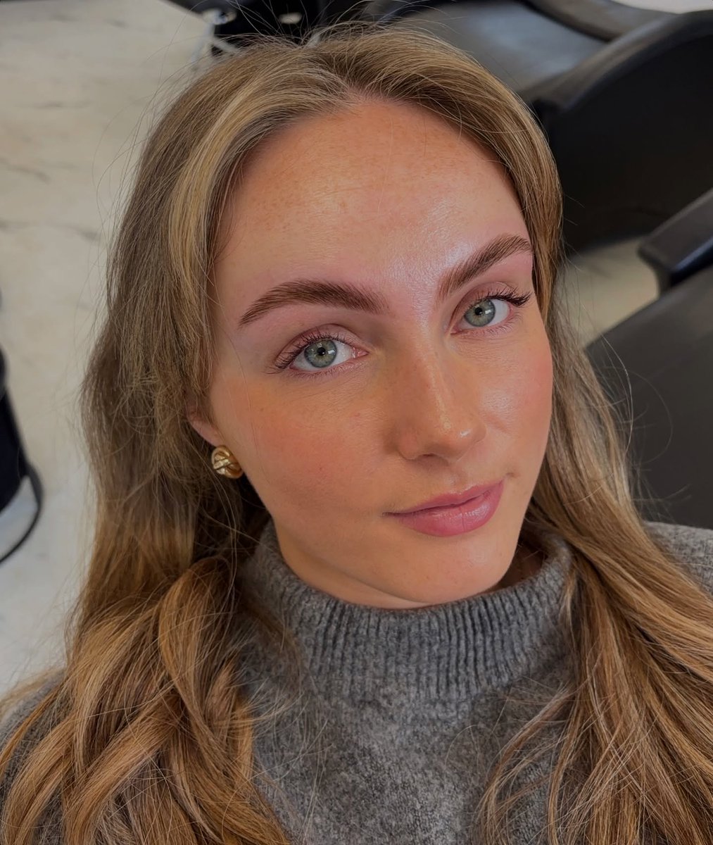 ApraiseTint's tweet photo. Apraise Light Brown tint + Dark Brown tint + Cream Developer = 💘⁠
⁠
Gorgeous brows from @whitakkerbrows https://t.co/Nwb88lLHgl