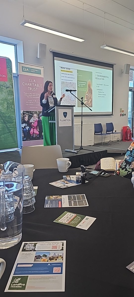 Holz1987Holz's tweet image. Up next the always inspiring @emilymnorton 
1. Farming profitability key - industry independence, new farm profitability review @Minette_Batters 
Farming without cost to exchequer
2. Mission led government 
Food security is national security
3. Environmental Regulation 
#datakey