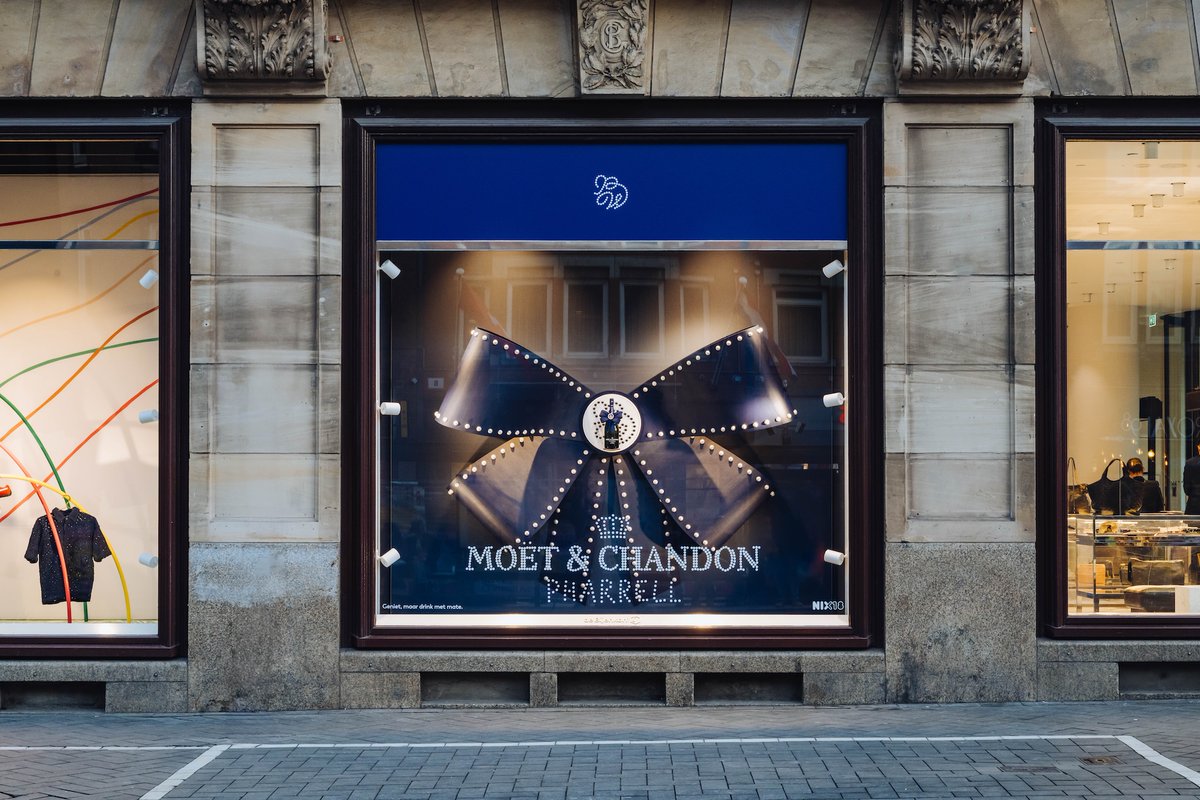 worldbrandesign's tweet image. Liganova - Liganova Brings the Art of Celebration to Life for Moët &amp;amp; Chandon’s Special Edition With Pharrell Williams worldbranddesign.com/liganova-bring…
.
#retaildesign #windowdesign #campaign #branding #brandidentity #branddesign #visualidentity #worldbranddesign #worldbranddesignsociety