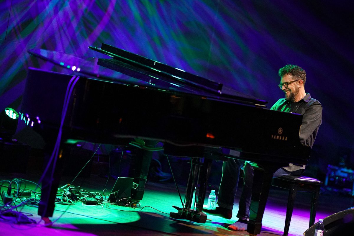 Live music review: <a href="/philcookmusic/">Phil Cook</a> presented his latest instrumental recording, Appalachia Borealis, <a href="/TheHamiltonDC/">The Hamilton</a> on April 3. 

parklifedc.com/2025/04/10/liv…