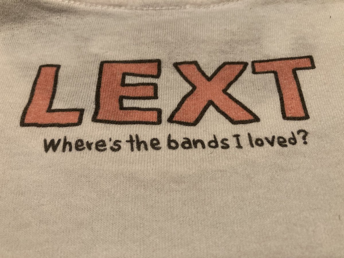 kenken_7538's tweet image. 俺を見かけた人には分かるんだろうが
こんなT着てた

#LEXT