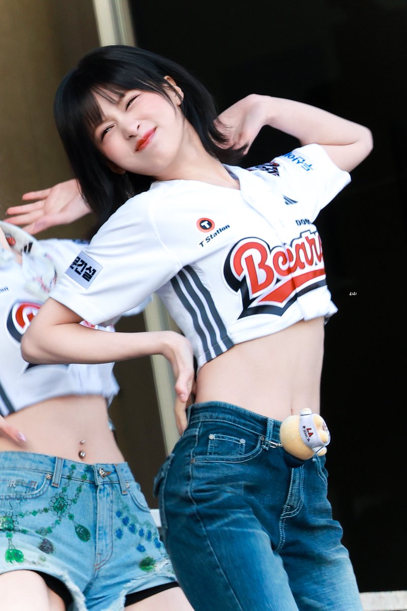 HAPPY AHYEON DAY 18 FOR IT GIRL AHYEON #18utterfly_AHYEON_Day