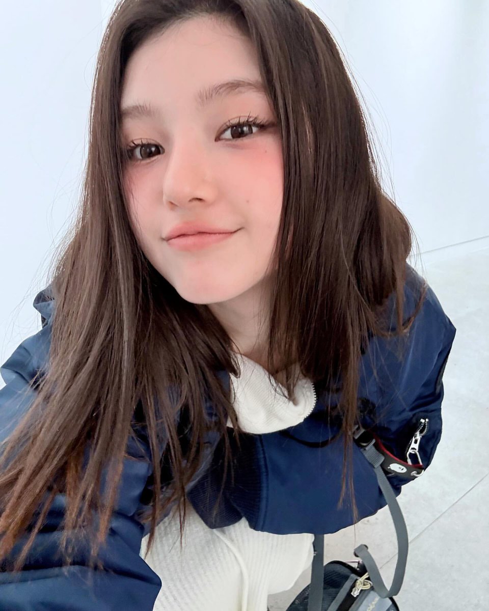 🌻 SUNSHINE DANIELLE DAY

#20BloomingDanielle
#AlwaysWithDanielle
#어디라도_따라갈래_다니라면