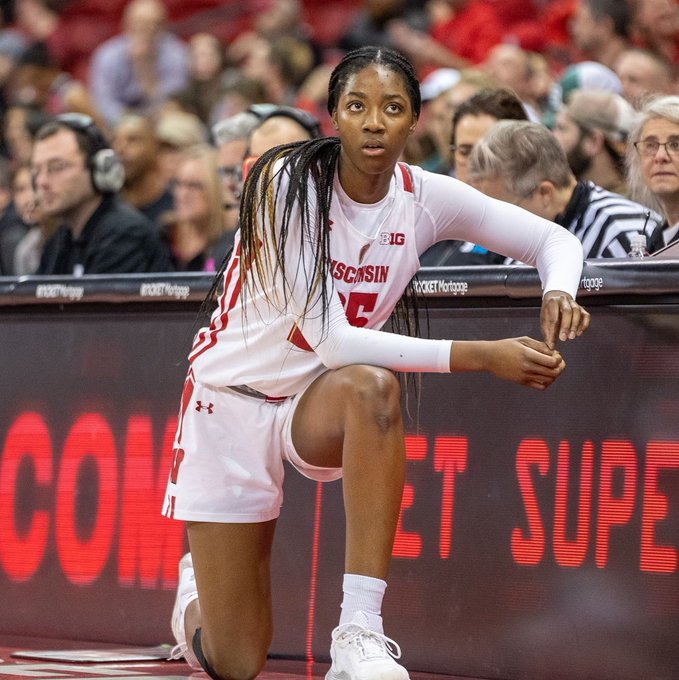 UConn is about to land a big DAWG!!!!