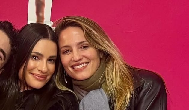 BadWolfKaily's tweet photo. i'm a child of divorce
#Faberry #Achele #Glee https://t.co/DbTFG8kkxc