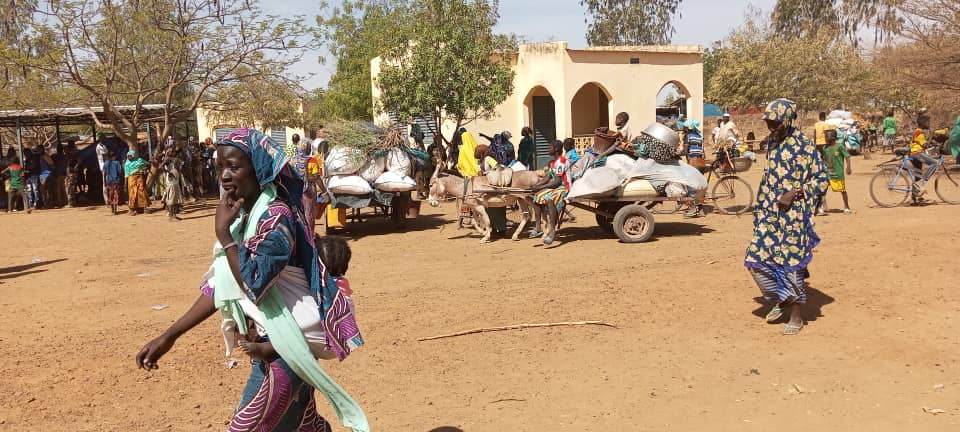 Afflux de réfugiés à #Koro (rég. de Bandiagara) et environs: plus de 500 personnes fuyant le Burkina Faso sont récemment arrivées.

<a href="/UNHCRMali/">UNHCR Mali</a> mobilise ses équipes à Mopti pour assurer leur enregistrement et documentation, en étroite collaboration avec les services de <a href="/CNCRMali1/">CNCR Mali</a>.