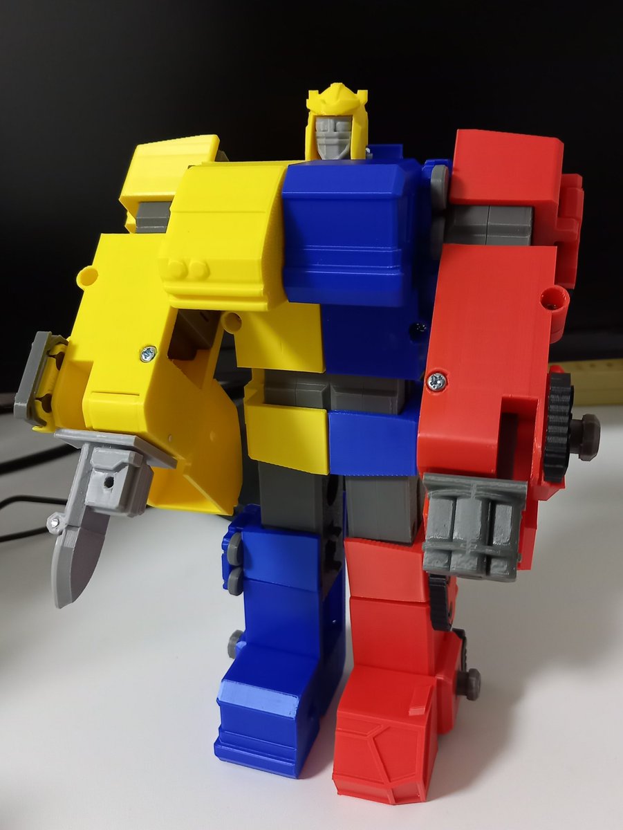 kuri_retro8's tweet photo. そして…
顔とヘルメットを分けたのはこういうことをするためです https://t.co/1OoX20y3p4