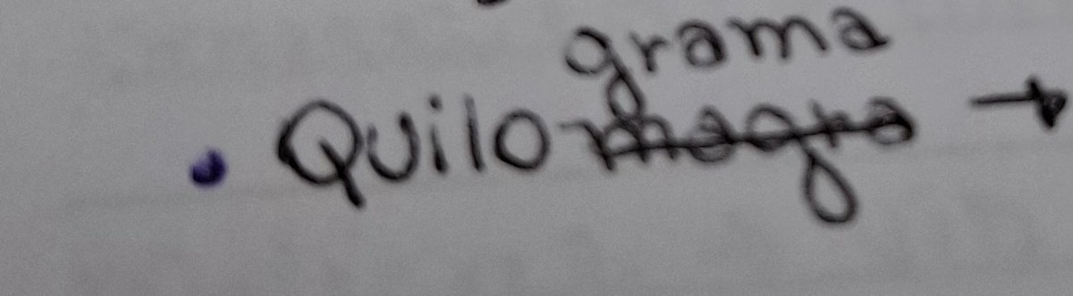 e_wlories's tweet photo. na aula se portugues ainda https://t.co/qHrTXu4atP