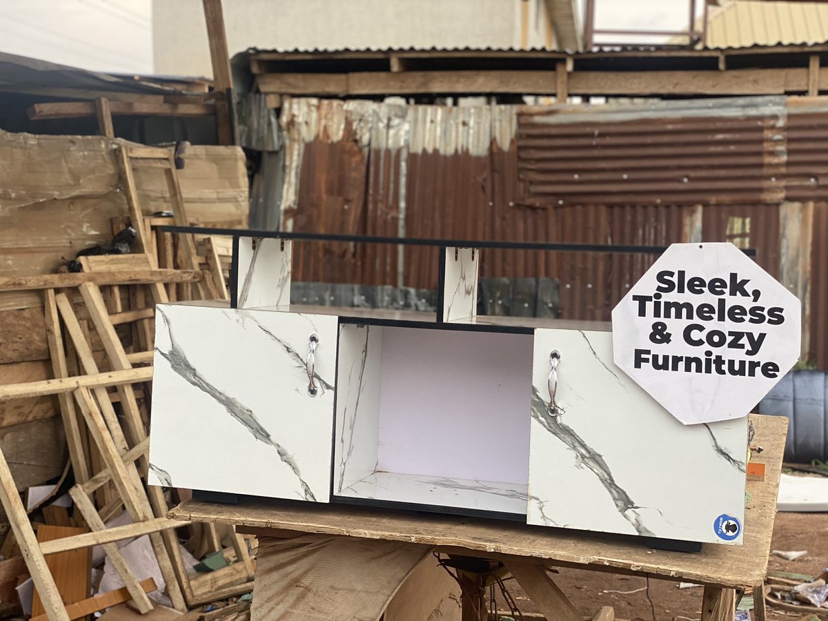 DBilliionaire_'s tweet photo. SLEEK,TIMELESS AND COZY FURNITURE.
Tv shelf done ✅
#ChristAll
#BillionaireCarpenter https://t.co/JMlrVfxHQH
