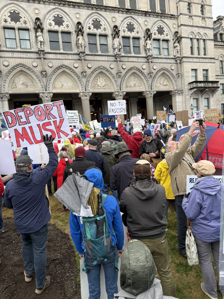 Stuart Beckford (@sbeckfordhft) on Twitter photo "HANDS OFF” march April 5th in Hartford with HFT 1018 local! Thank you to all of our members who continue to speak up and speak out! <a href="/AFTCT/">AFT Connecticut</a> <a href="/ConnAFLCIO/">Connecticut AFL-CIO</a> <a href="/HFT1018/">Hartford Federation of Teachers</a> <a href="/savelkoul/">Stuart Savelkoul</a> <a href="/SyRhey/">Syeita (Sy) Rhey-Fisher</a> <a href="/CmosesHFT1018/">Corey Moses</a> <a href="/MelodyNHFT/">Melody Gallagher</a> <a href="/NHFT933/">New Haven Federation of Teachers Local 933</a> <a href="/LBlatteau/">Leslie Blatteau</a> <a href="/AFTunion/">AFT</a> <a href="/ShellyeDavis/">Shellye Davis</a> "HANDS OFF” march April 5th in Hartford with HFT 1018 local! Thank you to all of our members who continue to speak up and speak out! <a href="/AFTCT/">AFT Connecticut</a> <a href="/ConnAFLCIO/">Connecticut AFL-CIO</a> <a href="/HFT1018/">Hartford Federation of Teachers</a> <a href="/savelkoul/">Stuart Savelkoul</a> <a href="/SyRhey/">Syeita (Sy) Rhey-Fisher</a> <a href="/CmosesHFT1018/">Corey Moses</a> <a href="/MelodyNHFT/">Melody Gallagher</a> <a href="/NHFT933/">New Haven Federation of Teachers Local 933</a> <a href="/LBlatteau/">Leslie Blatteau</a> <a href="/AFTunion/">AFT</a> <a href="/ShellyeDavis/">Shellye Davis</a>