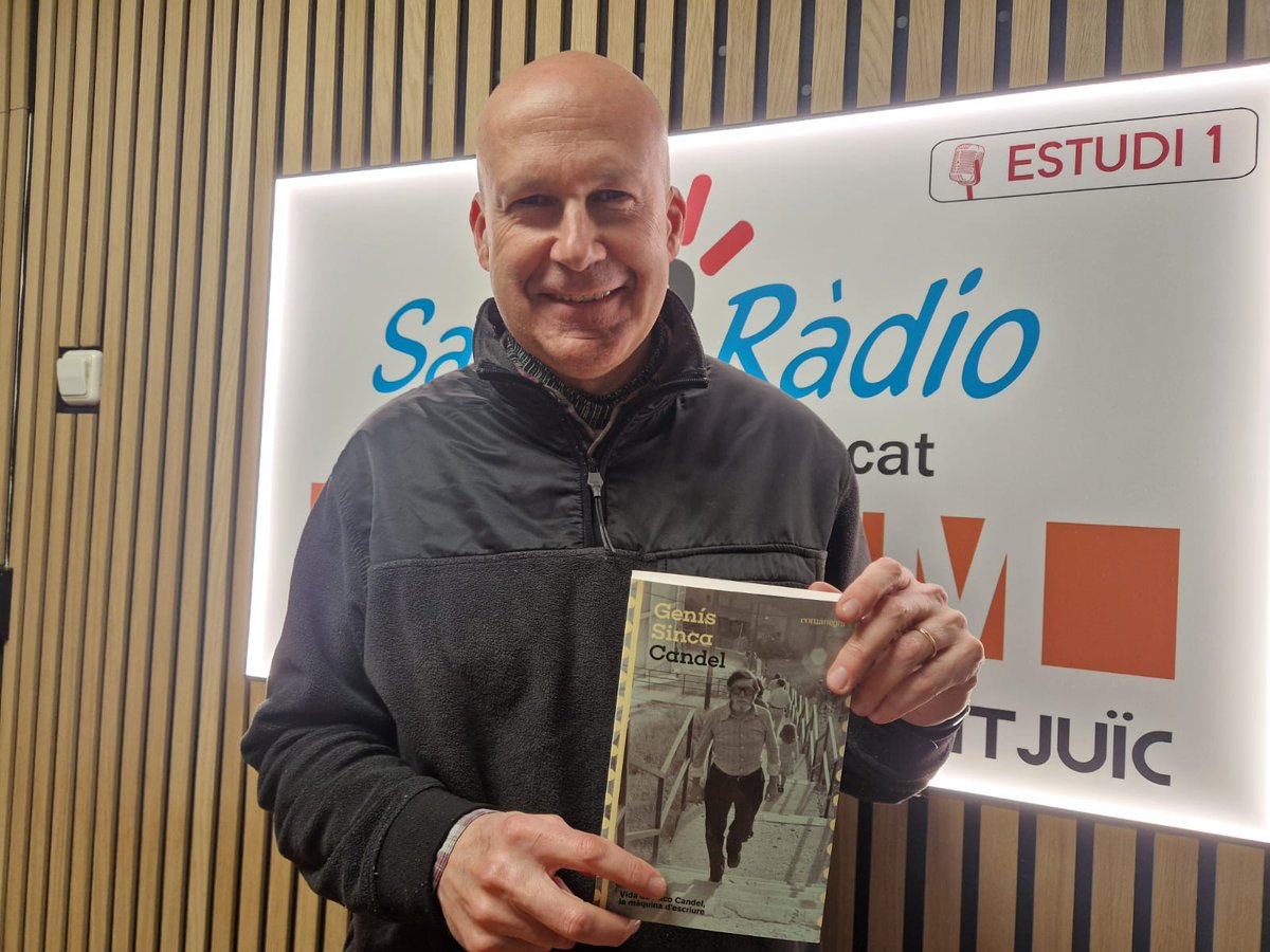 sants3radio's tweet photo. "Paco Candel ens deixa un missatge importantíssim de respecte i dignitat entre comunitats culturalment allunyades".
Al #SantsMontjuïcAlDia entrevistem @GenisSinca, que ha reescrit la biografia de Paco #Candel.
🎧Audio👉https://t.co/H2CkgqvPI3
📰Notícia📸👉https://t.co/slSDoHOgeh https://t.co/zdWr2O8JiS